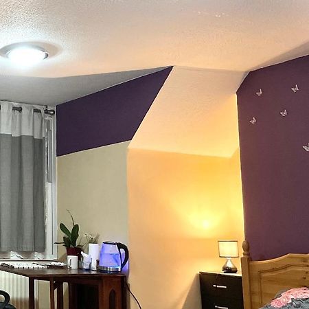 Apartamento Single Large Room Hastings Bagian luar foto