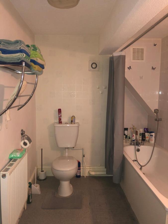 Apartamento Single Large Room Hastings Bagian luar foto